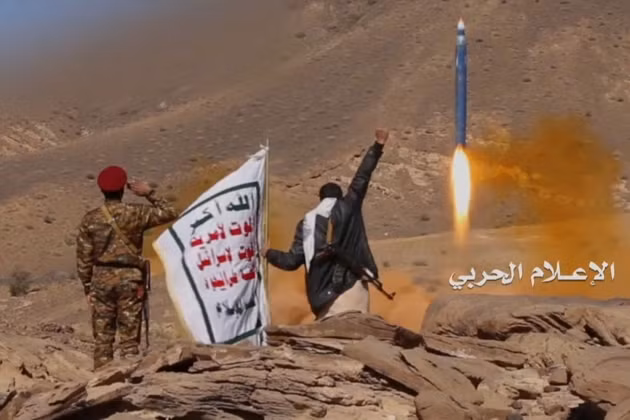 Houthi là lực lượng vũ trang thiện chiến và có nhiều vũ khí hiện đại do Iran cung cấp. Houthi là lực lượng vũ trang thiện chiến và có nhiều vũ khí hiện đại do Iran cung cấp.