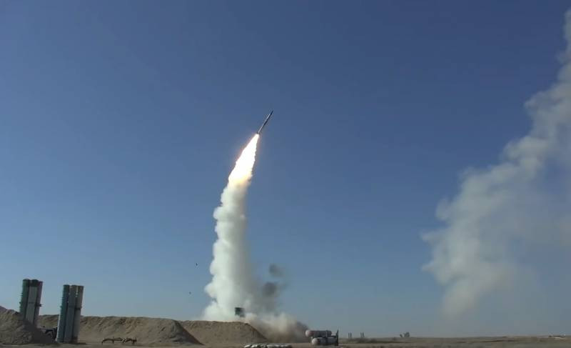 Hệ thống tên lửa phòng không S-400 Triumf của Nga vẫn bị nhiều quốc gia phương Tây xem như mục tiêu ưu tiên hàng đầu. Hệ thống tên lửa phòng không S-400 Triumf của Nga vẫn bị nhiều quốc gia phương Tây xem như mục tiêu ưu tiên hàng đầu.