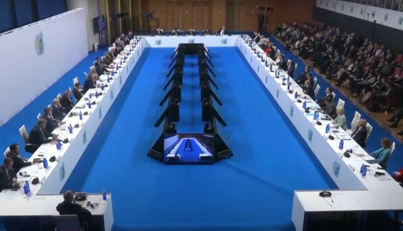 Hội nghị thượng đỉnh của Cộng đồng Chính trị Châu Âu không đạt được kết quả nào sau nhóm họp.