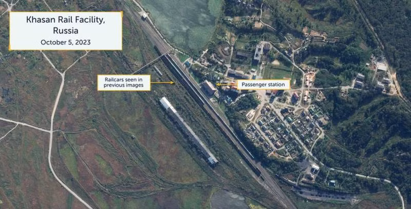 Hoạt động vận tải bất thường được quan sát thấy tại tổ hợp đường sắt Tumangan ở biên giới Nga - Triều Tiên. Hoạt động vận tải bất thường được quan sát thấy tại tổ hợp đường sắt Tumangan ở biên giới Nga - Triều Tiên.
