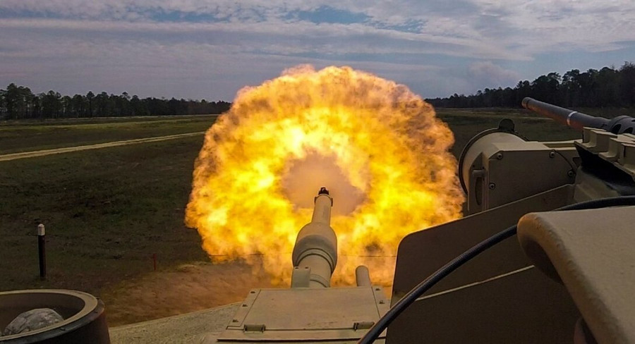 Xe tăng M1 Abrams do Mỹ sản xuất được các binh sĩ Ukraine đánh giá rất cao.