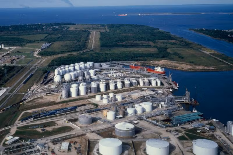 'Kế hoạch của Mỹ thất bại, thị trường dầu mỏ vẫn nằm trong tay Nga'