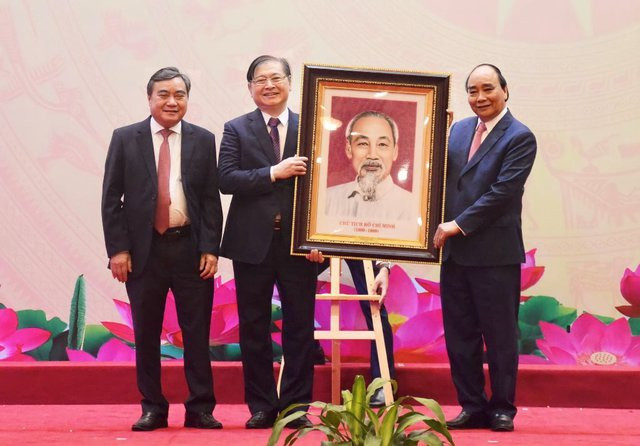 Truyền cảm hứng, thúc đẩy đội ngũ trí thức KH&CN ngày càng lớn mạnh - Ảnh 2. Truyền cảm hứng, thúc đẩy đội ngũ trí thức KH&CN ngày càng lớn mạnh - Ảnh 2.