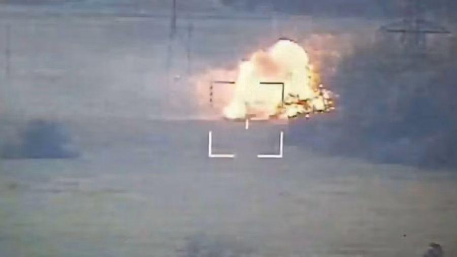 Video kì tích tăng Nga chịu được hai đòn tên lửa Stugna tấn công