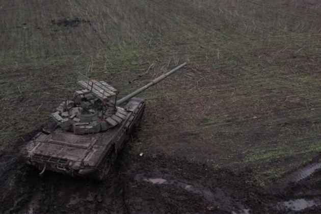 Quân đội Nga đang ở vào thế phòng thủ trên chiến trường. Quân đội Nga đang ở vào thế phòng thủ trên chiến trường.