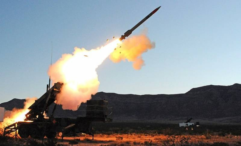 Tổ hợp phòng không Patriot của Mỹ sẽ thay thế S-300 tại Kazakhstan?