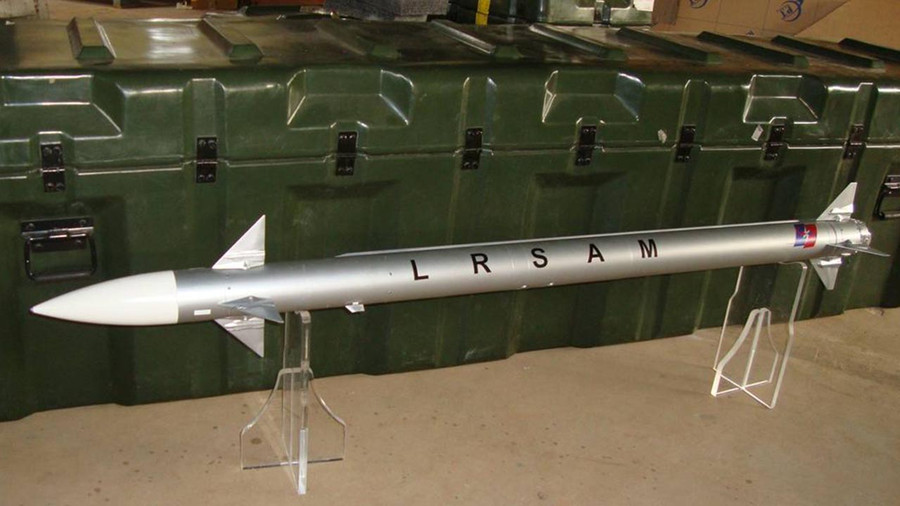 Tổ hợp phòng không LRSAM của Ấn Độ là bước phát triển xa hơn từ Barak-8 hợp tác cùng Israel. Tổ hợp phòng không LRSAM của Ấn Độ là bước phát triển xa hơn từ Barak-8 hợp tác cùng Israel.