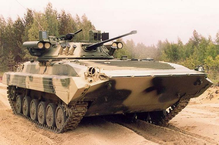 Quân đội Nga đã nhận lô xe chiến đấu bộ binh BMP-3 và BMP-2M hiện đại hóa do Nhà máy Kurganmashzavod bàn giao.