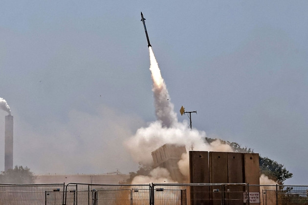 Hệ thống phòng không Iron Dome của Israel đạt hiệu suất kém trong trận đánh mới đây. Hệ thống phòng không Iron Dome của Israel đạt hiệu suất kém trong trận đánh mới đây.
