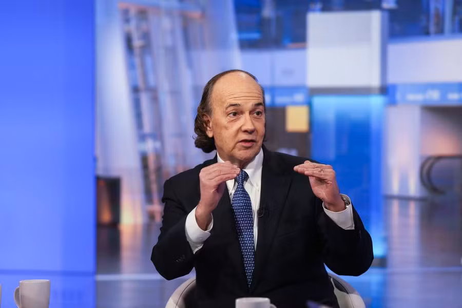 Chuyên gia tài chính người Mỹ, Cựu cố vấn CIA - ông James Rickards.