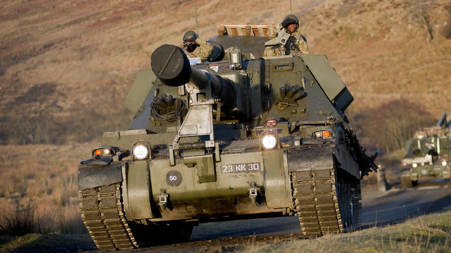 Quân đội Ukraine đã nhận những tổ hợp pháo tự hành AS-90 155 mm do Anh viện trợ. Quân đội Ukraine đã nhận những tổ hợp pháo tự hành AS-90 155 mm do Anh viện trợ.