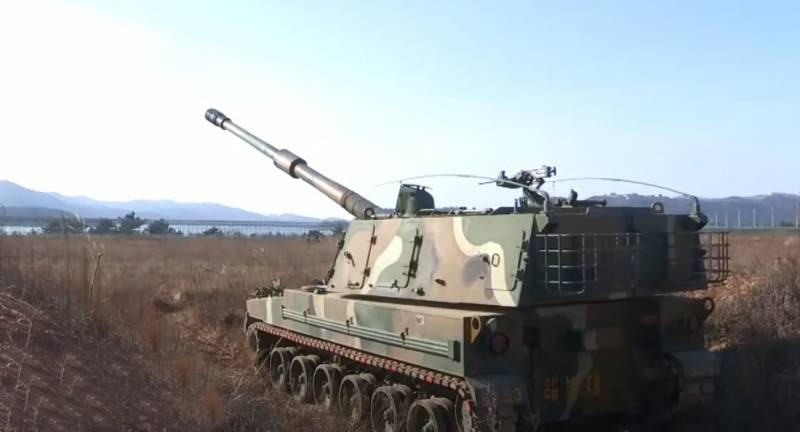 Việt Nam được cho là quan tâm đến pháo tự hành K9 Thunder do Hàn Quốc sản xuất. Việt Nam được cho là quan tâm đến pháo tự hành K9 Thunder do Hàn Quốc sản xuất.