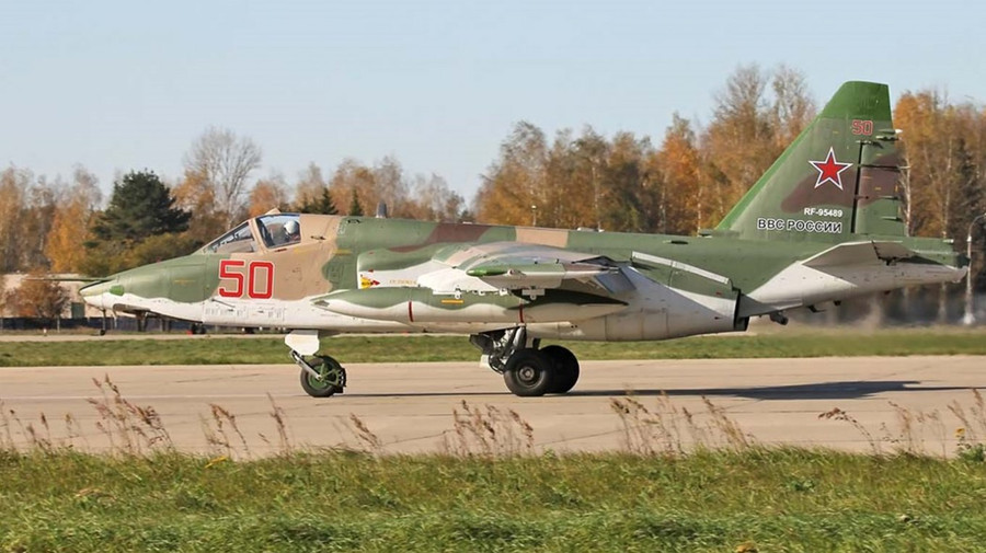 Belarus muốn sản xuất cường kích Su-25 để mang vũ khí hạt nhân?