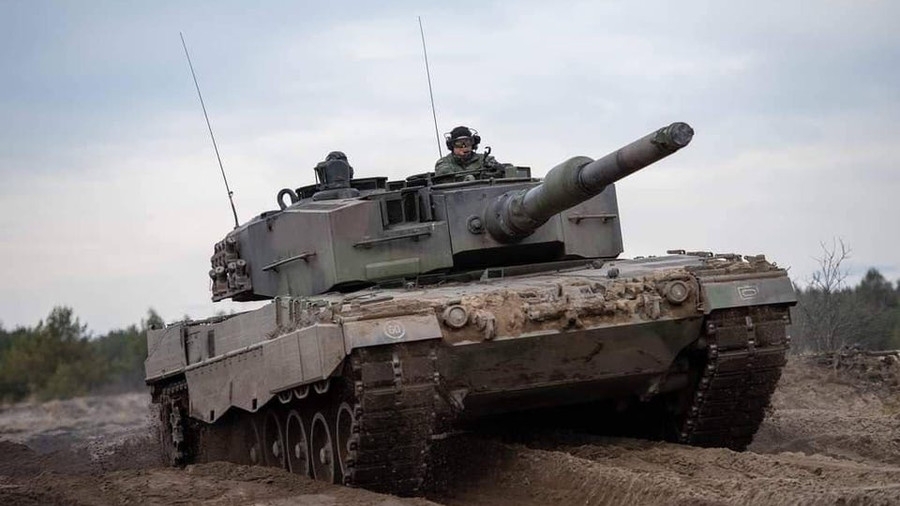 Xe tăng Leopard 2A4 dễ dàng bị hỏa thiêu?