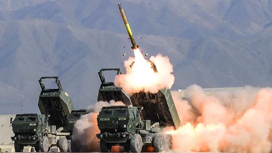 Tiêm kích F-35 và tên lửa HIMARS gây bất ngờ