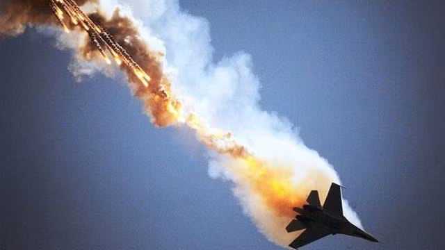 Báo động tình trạng mất máy bay khi không chiến đấu của Không quân Nga