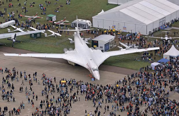 Mỹ muốn tước danh hiệu chiến đấu cơ nguy hiểm nhất thế giới của Tu-160