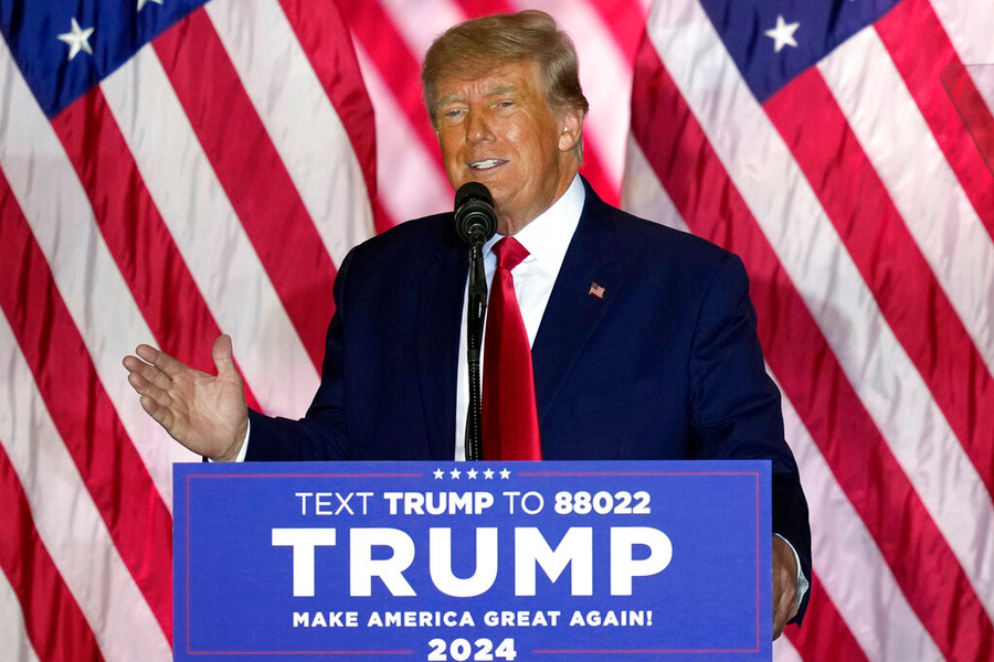 Ông Donald Trump nhiều khả năng sẽ tiếp tục so tài với đương kim Tổng thống Joe Biden trong cuộc bầu cử diễn ra vào năm 2024. Ông Donald Trump nhiều khả năng sẽ tiếp tục so tài với đương kim Tổng thống Joe Biden trong cuộc bầu cử diễn ra vào năm 2024.