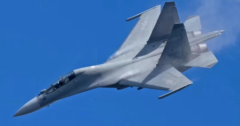 Tiêm kích hạng nặng J-16 đang được Trung Quốc chế tạo với số lượng lớn nhất.