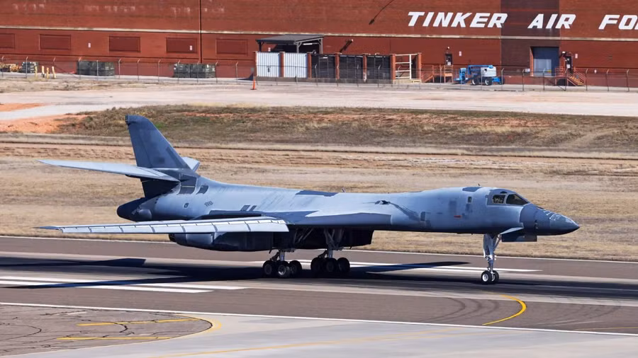 Mỹ cần bao lâu để hoàn thành khôi phục oanh tạc cơ B-1 từ 'nghĩa địa'