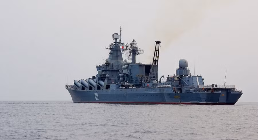 Tàu tuần dương tên lửa Varyag - Soái hạm Hạm đội Thái Bình Dương của Hải quân Nga. Tàu tuần dương tên lửa Varyag - Soái hạm Hạm đội Thái Bình Dương của Hải quân Nga.