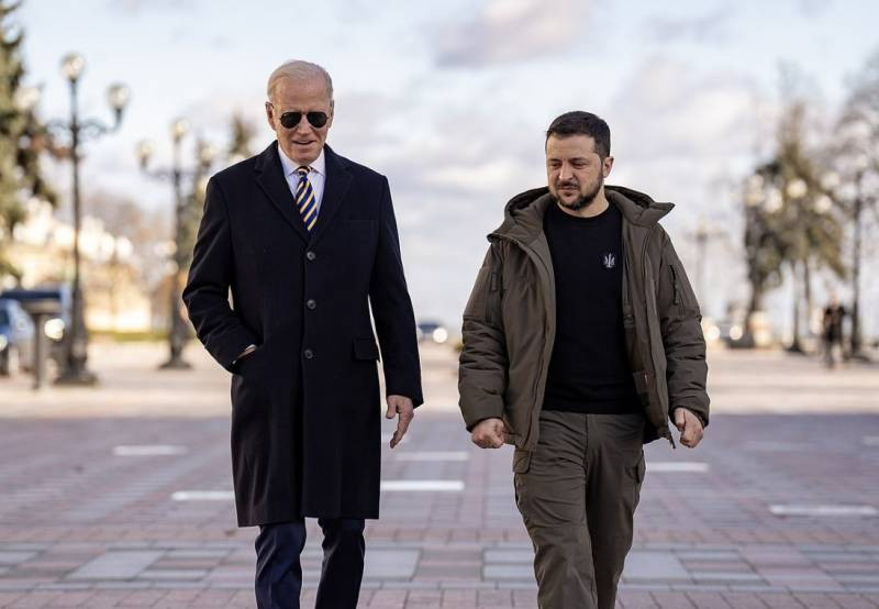 Tổng thống Joe Biden đang gặp khó khăn trong việc vận động các nghị sĩ hỗ trợ Ukraine. Tổng thống Joe Biden đang gặp khó khăn trong việc vận động các nghị sĩ hỗ trợ Ukraine.