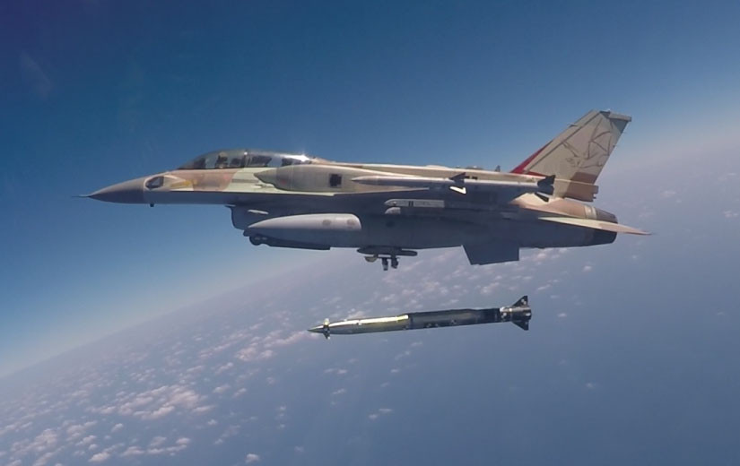 Phóng tên lửa Rampage từ máy bay chiến đấu F-16 của Không quân Israel.