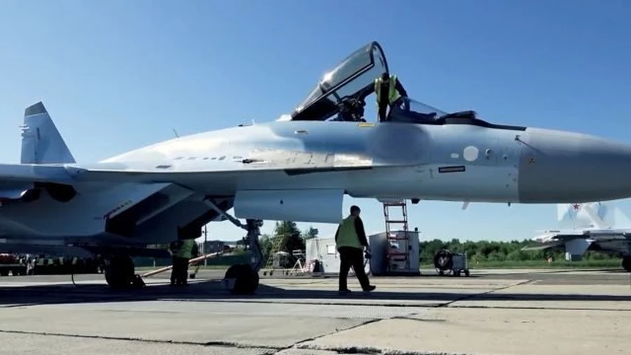 Hàng chục phi công Iran tới Nga học lái Su-35