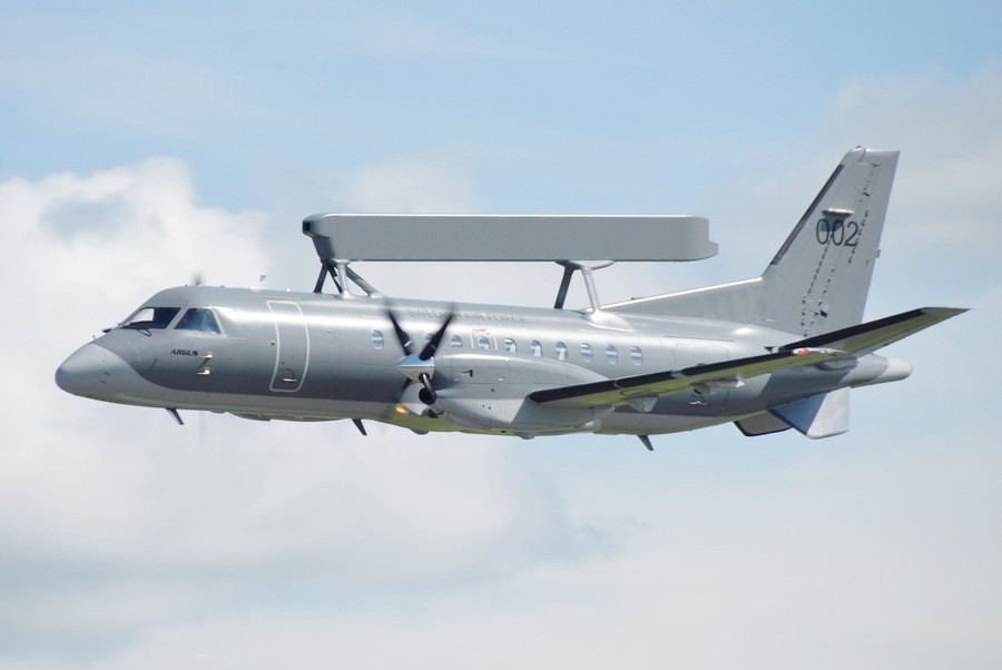Máy bay chỉ huy - cảnh báo sớm Saab 340 do Thụy Điển chế tạo. Máy bay chỉ huy - cảnh báo sớm Saab 340 do Thụy Điển chế tạo.