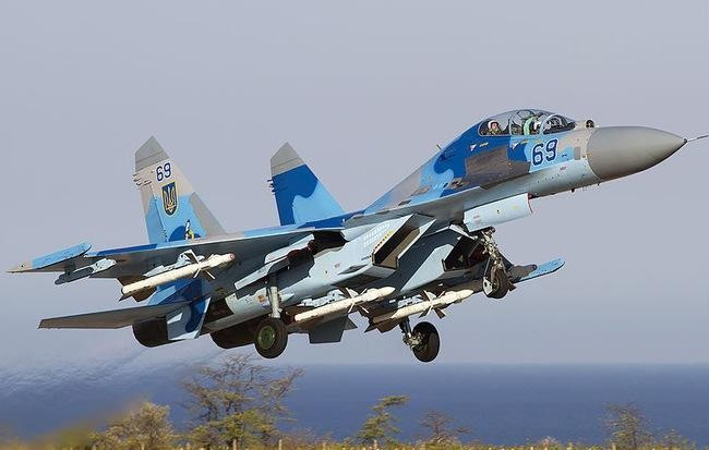 Không quân Ukraine cần được NATO hỗ trợ phi công lái máy bay chiến đấu. Không quân Ukraine cần được NATO hỗ trợ phi công lái máy bay chiến đấu.