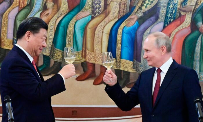 Nga - Trung Quốc đã hình thành một liên minh khiến Mỹ đặc biệt lo ngại.