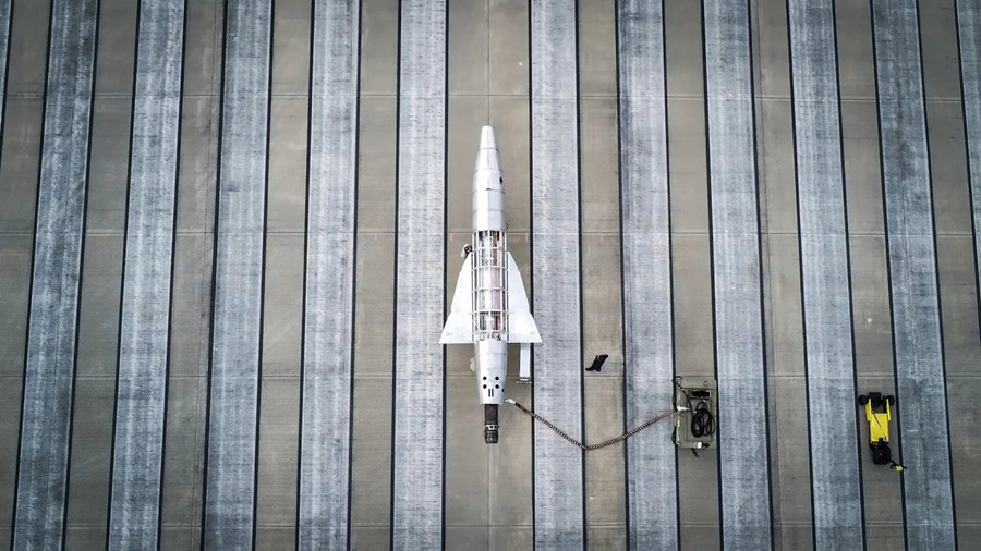 Máy bay không người lái phản lực thử nghiệm Quarterhorse Mk 0 của Hermeus.