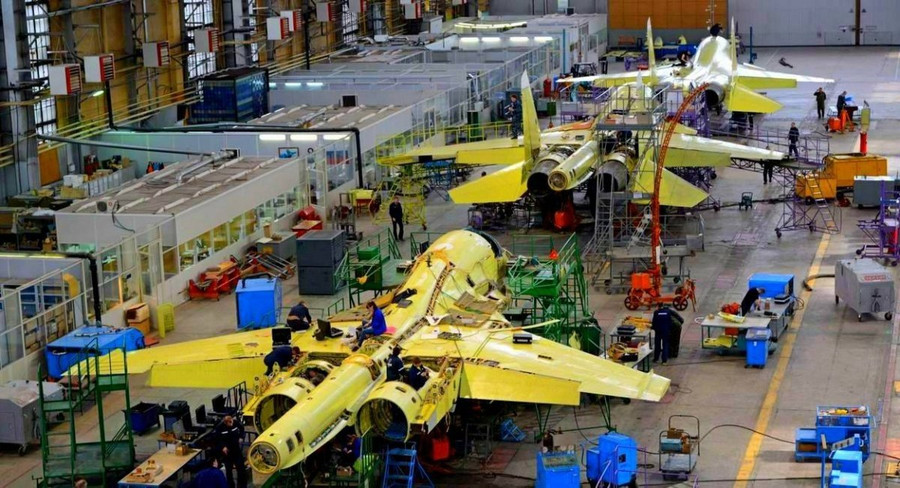 Tốc độ sản xuất máy bay chiến đấu của Nga không được như những gì Moskva thông báo. Tốc độ sản xuất máy bay chiến đấu của Nga không được như những gì Moskva thông báo.