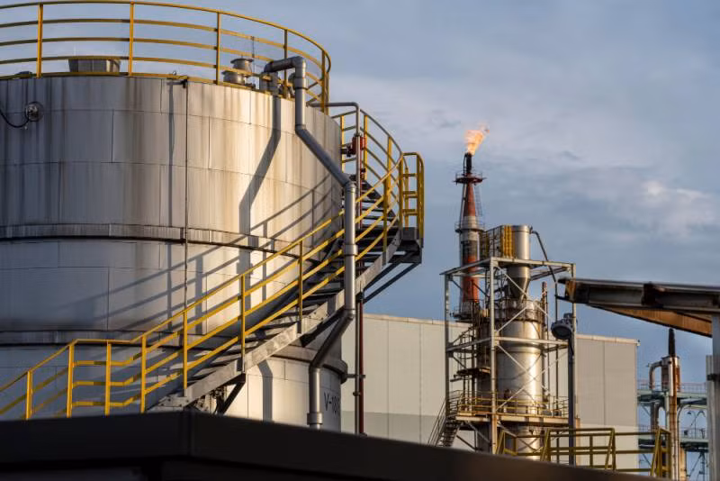 Giá dầu bắt đầu tăng không thể kiểm soát