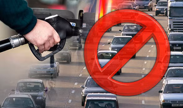 Giá nhiên liệu ở Nga diễn biến bất ngờ sau lệnh cấm xuất khẩu