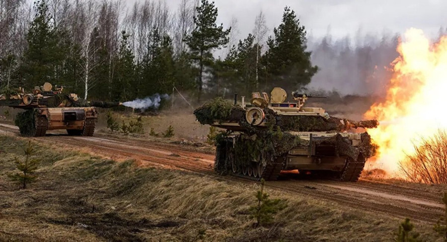 Xe tăng chiến đấu chủ lực M1 Abrams liệu có giúp Ukraine xuyên phá tuyến phòng thủ của Nga?