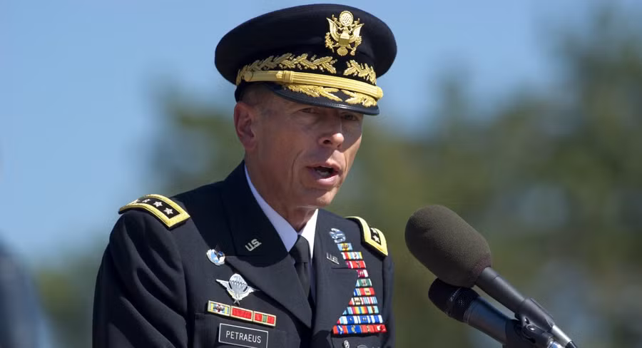 Cựu giám đốc CIA ấn tượng khi Ukraine vượt qua tuyến phòng thủ phức tạp