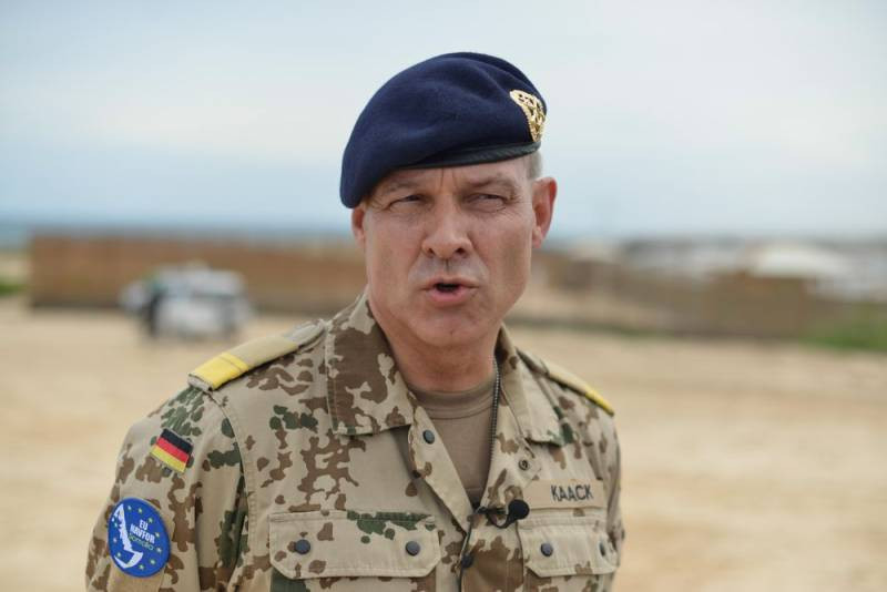 Tư lệnh Hải quân Đức - Phó Đô đốc Jan Christian Kaack.