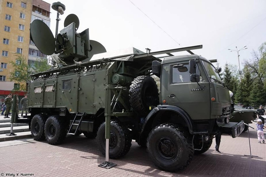 Báo chí Nga dành những lời "có cánh" cho hệ thống tác chiến điện tử Krasukha. Báo chí Nga dành những lời "có cánh" cho hệ thống tác chiến điện tử Krasukha.