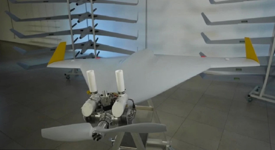 Máy bay không người lái cảm tử Italmas của Nga có kích thước lớn hơn nhiều so với Lancet.