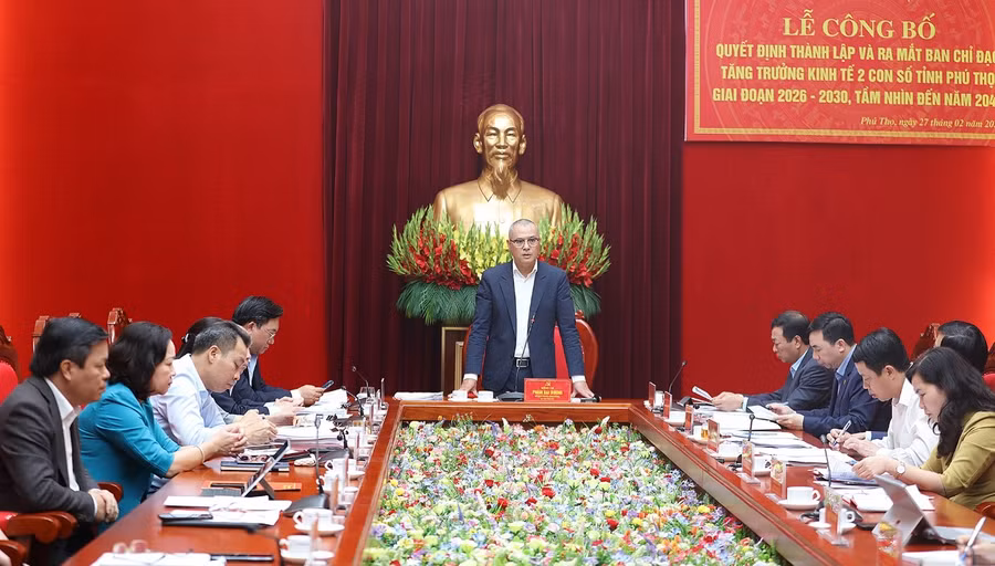 Quang cảnh lễ công bố.