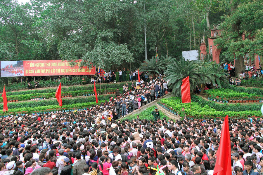 Lễ hội Đền Hùng - Lễ hội về với cội nguồn dân tộc. den-hung.jpg
