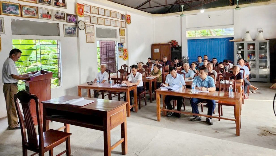 Xã Hội Thịnh, tỉnh Phú Thọ duy trì hiệu quả buổi sinh hoạt chi bộ vào ngày mùng 3 hằng tháng. 3-xahoithinh.jpg