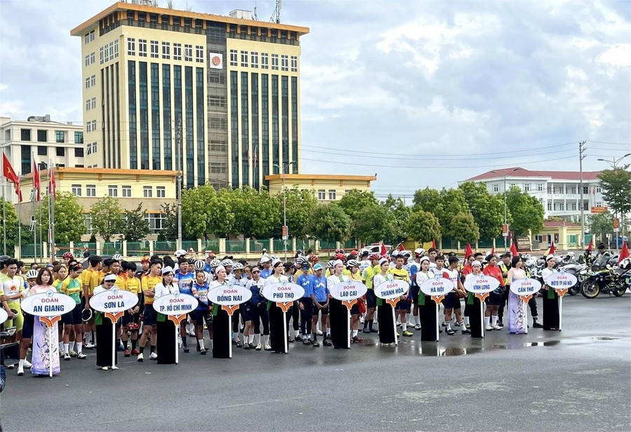 Giải đấu quy tụ 15 đoàn các tỉnh, thành, ngành trên cả nước.
