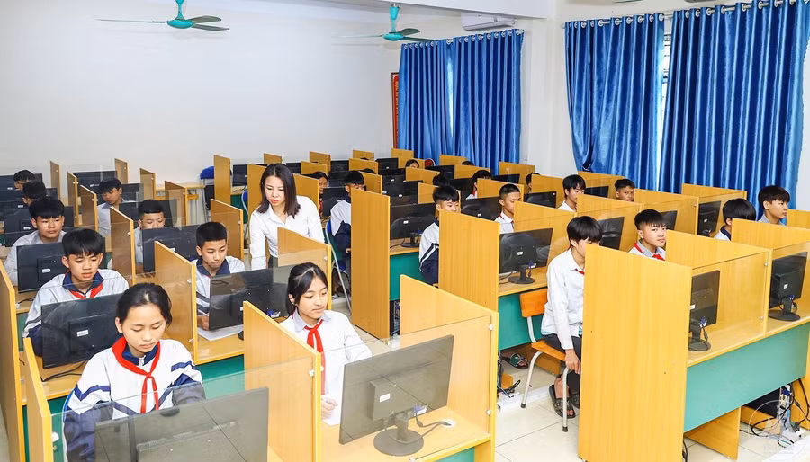 Học sinh xã Vĩnh Tường, tỉnh Phú Thọ được học tập trong ngôi trường khang trang, hiện đại.