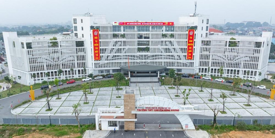 Trường THPT Chuyên Hùng Vương có thí sinh đạt điểm tuyệt đối 30/30.