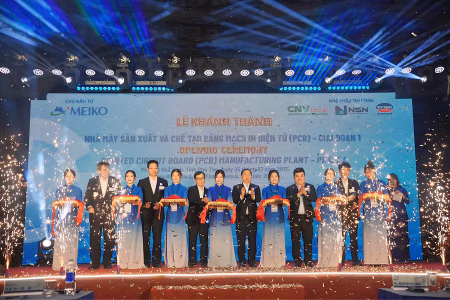 Khánh thành nhà máy sản xuất và chế tạo bảng mạch in điện tử Meiko Hòa Bình.