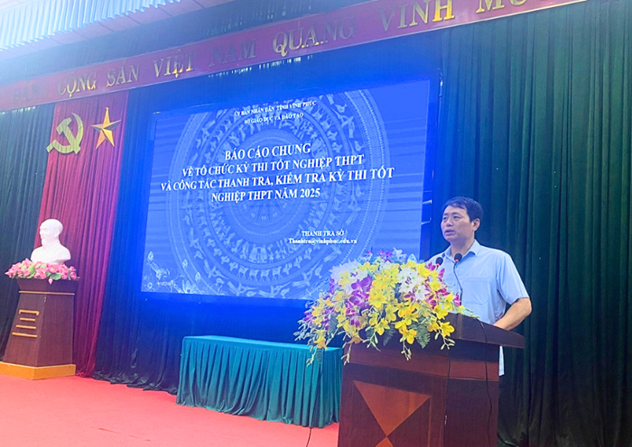 Lực lượng Thanh tra kỳ thi tốt nghiệp THPT 2025 tại Vĩnh Phúc đã được tập huấn. tap-huan-thanh-tra-2.png