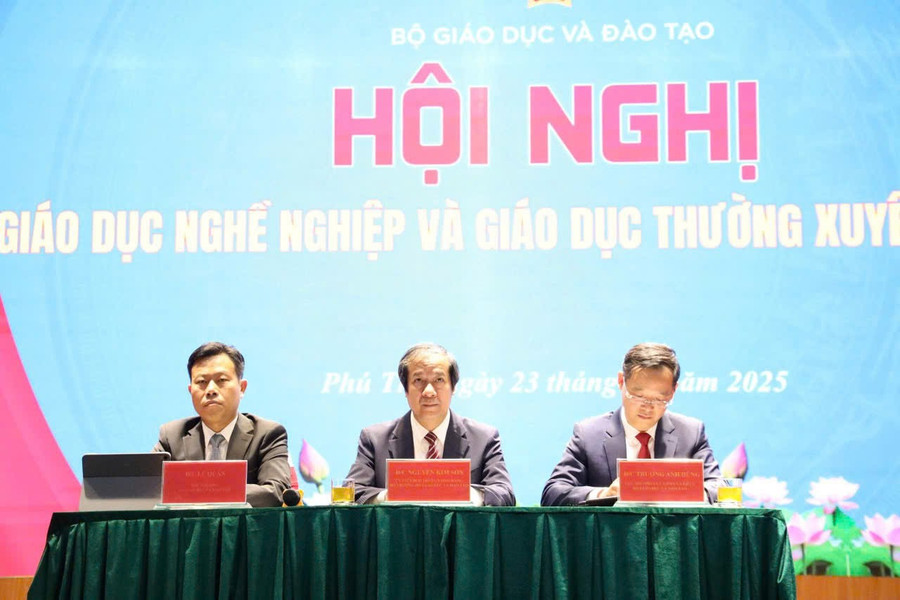 Bộ GD&ĐT tổ chức hội nghị Giáo dục nghề nghiệp và Giáo dục thường xuyên năm 2025.