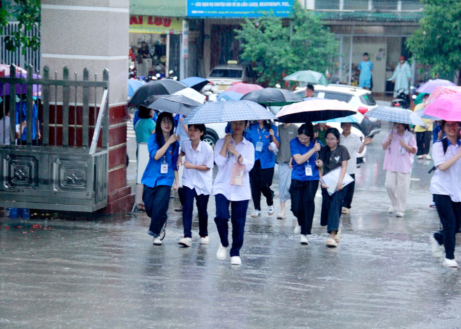 Kỳ thi tuyển sinh lớp 10 THPT năm học 2025 -2026 tại Hà Giang diễn ra an toàn, nghiêm túc.